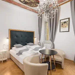 Art Teatro Appartement Rijeka