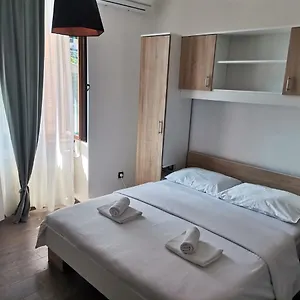 Elin's In Center Apartamento Pula