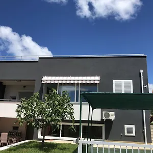  Apartman Apartmani Nina