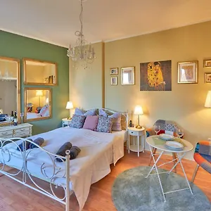 Old Romantic With Free Private Parking Apartamento Pula